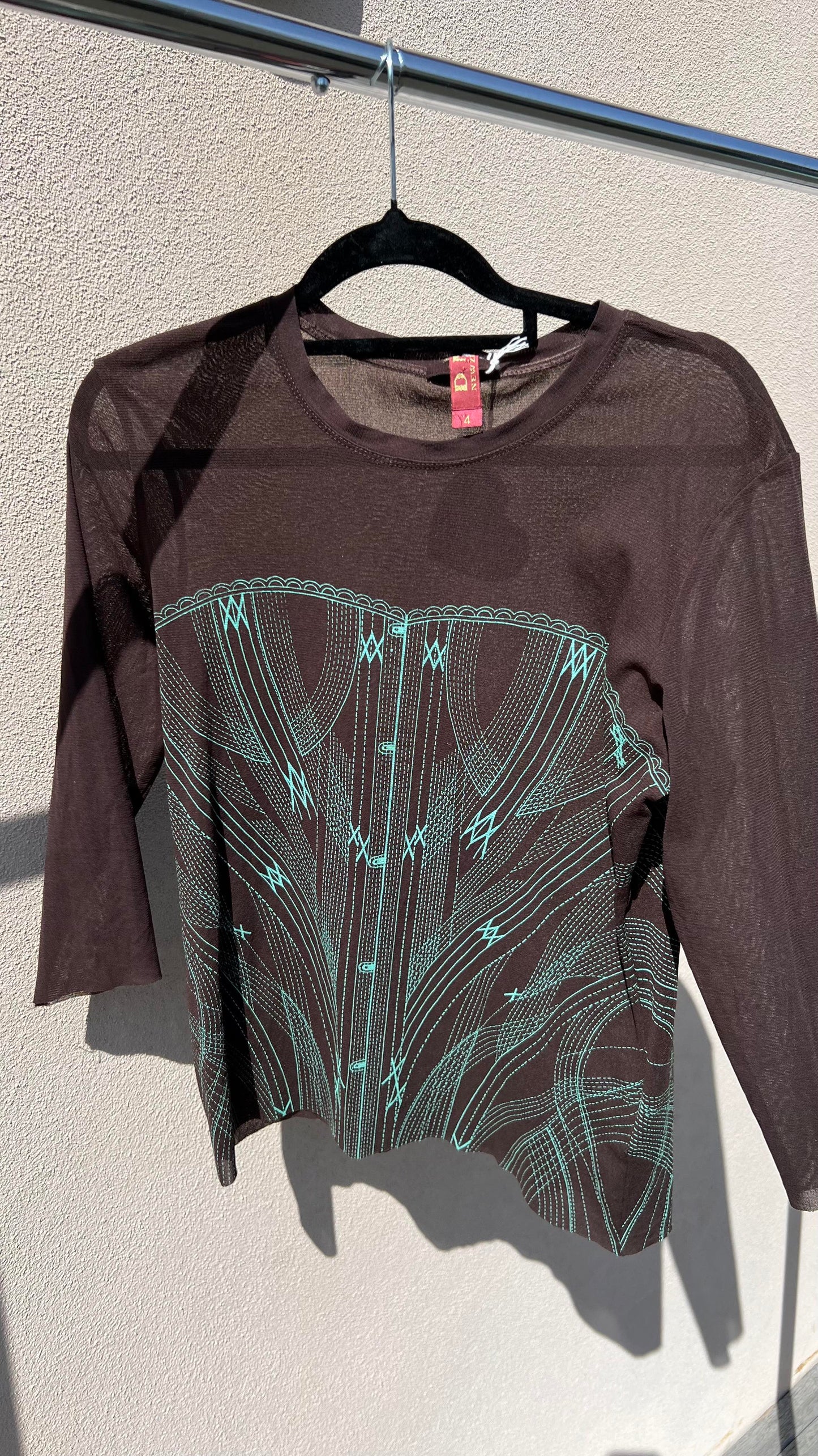 90s DNA Mesh Top