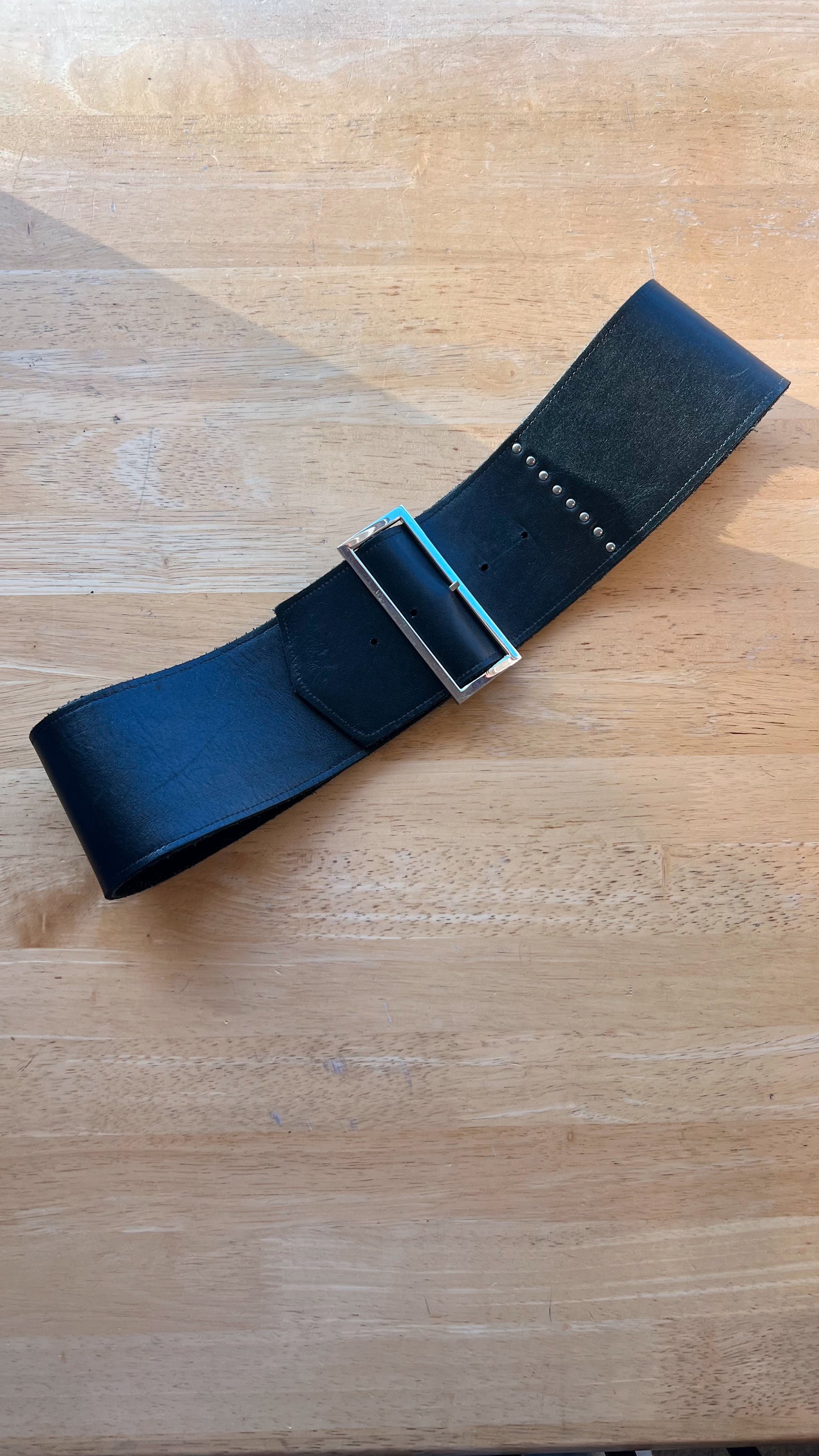 00s Chunky Leather Belt