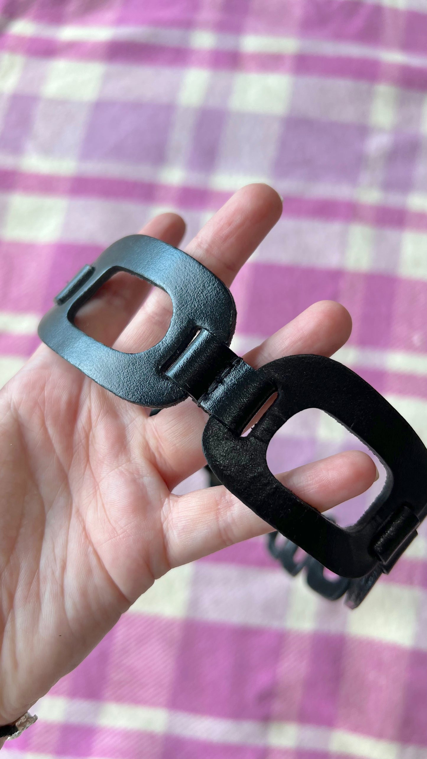 00s Leather Loop Belt