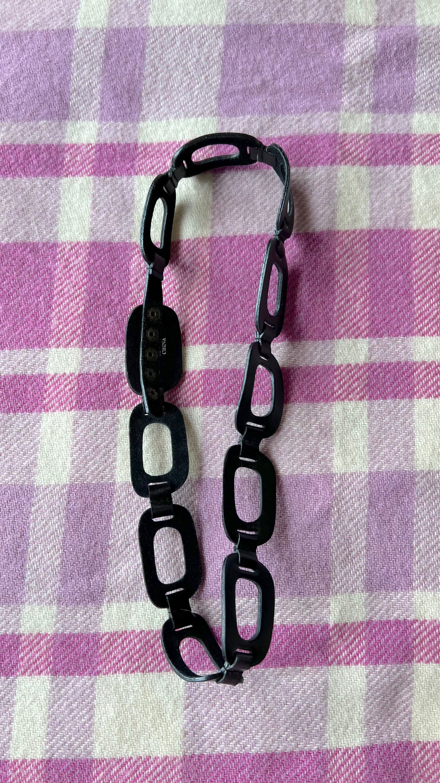 00s Leather Loop Belt